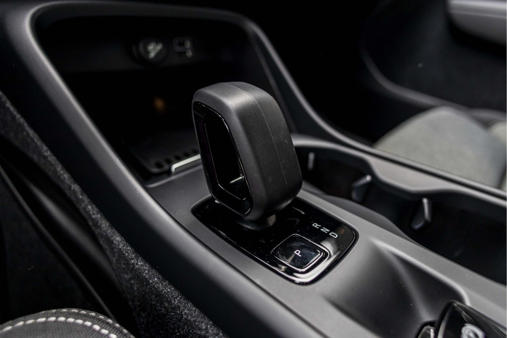 Volvo XC40 (KGV26N) met abonnement