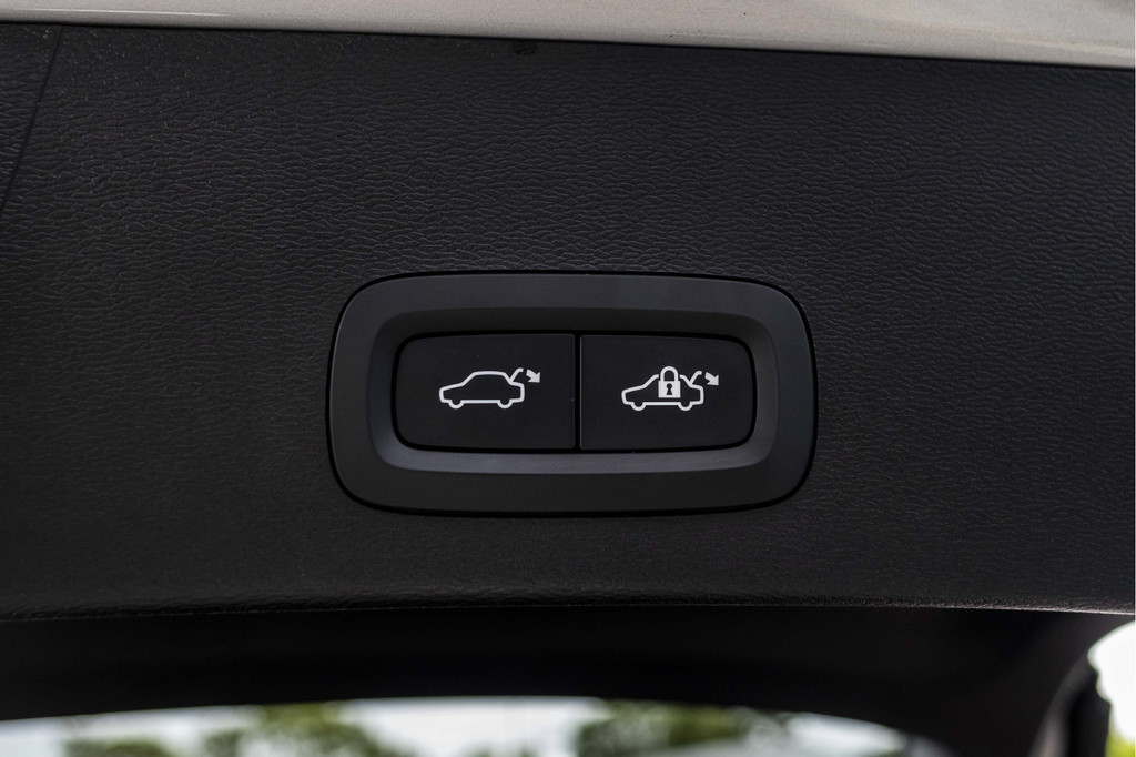 Volvo XC40 (KGV26N) met abonnement