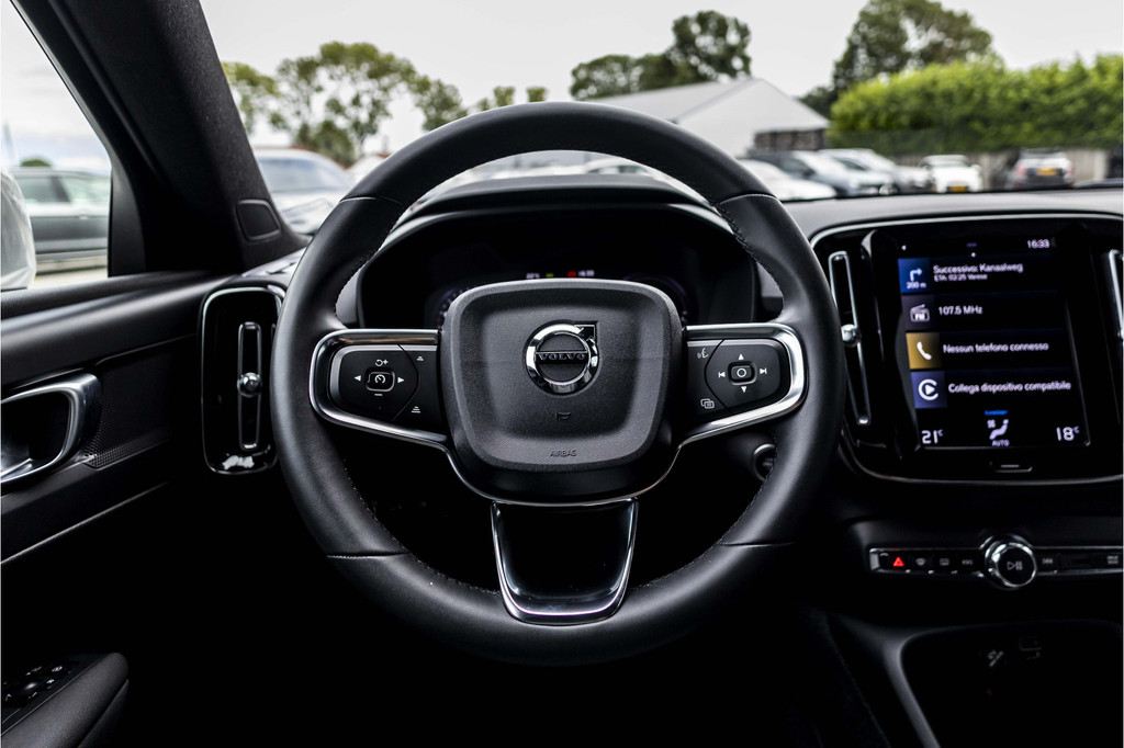 Volvo XC40 (KGV26N) met abonnement