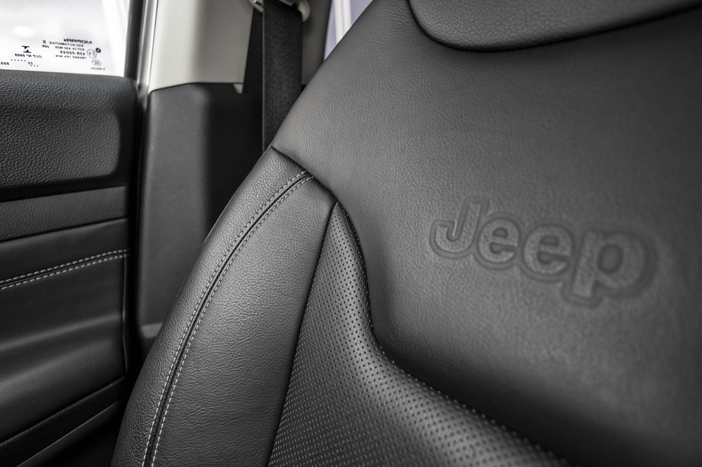 Jeep Compass (KGL09X) met abonnement