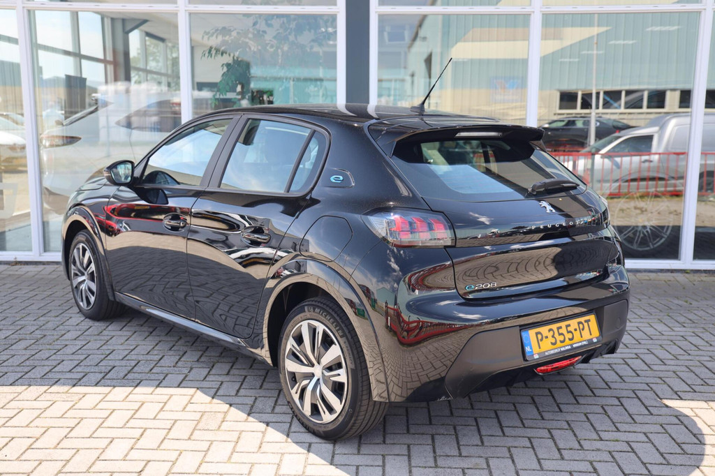 Peugeot e-208 (P355PT) met abonnement