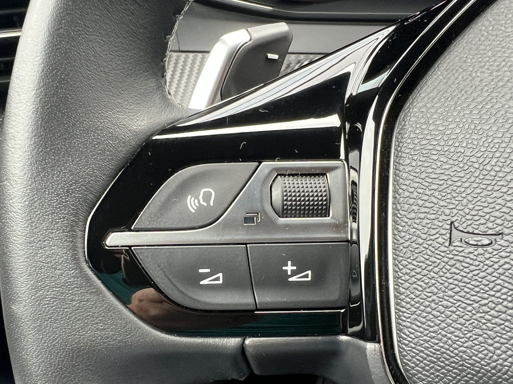 Peugeot 2008 (HSX23T) met abonnement