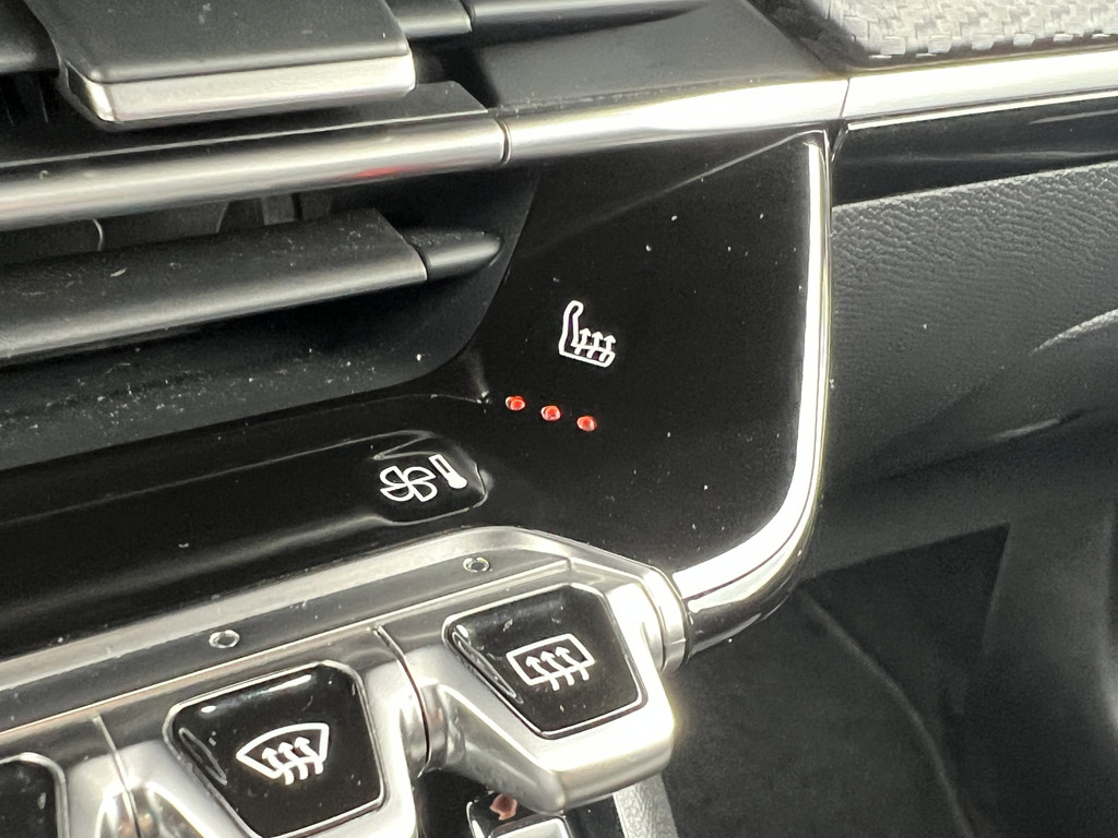 Peugeot 2008 (HSX23T) met abonnement