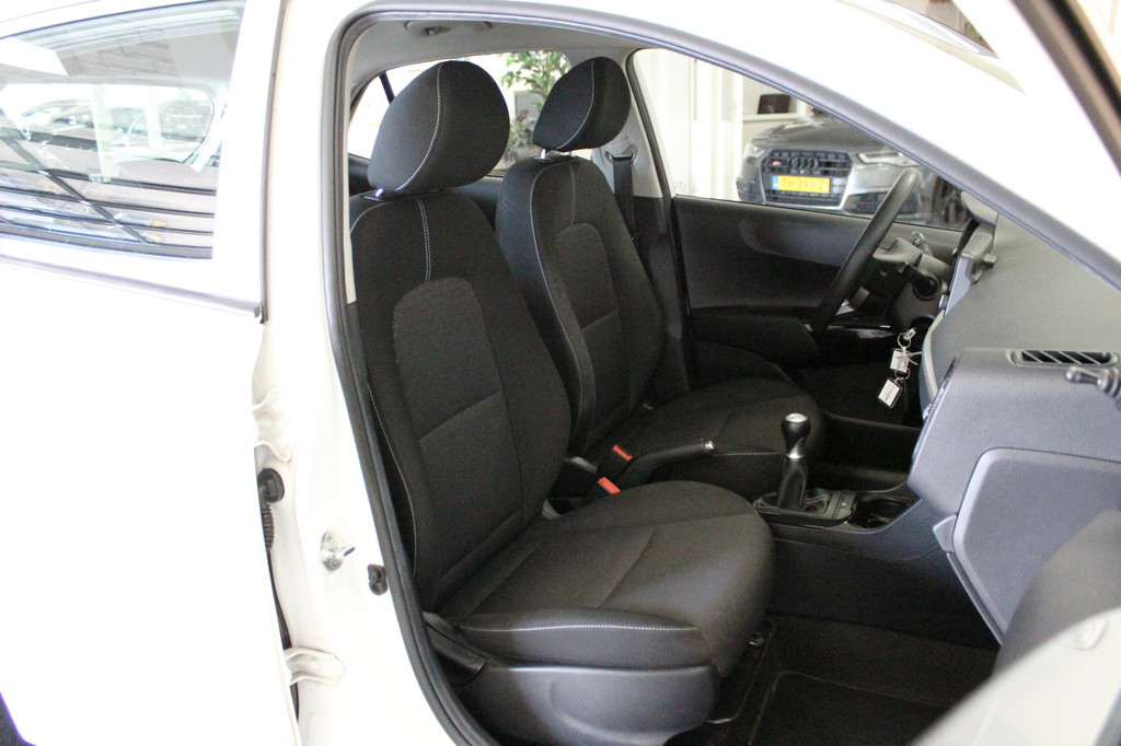 Kia Picanto (J227ZP) met abonnement
