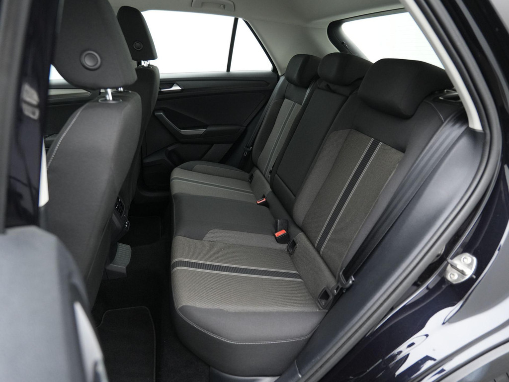Volkswagen T-Roc (L590DS) met abonnement