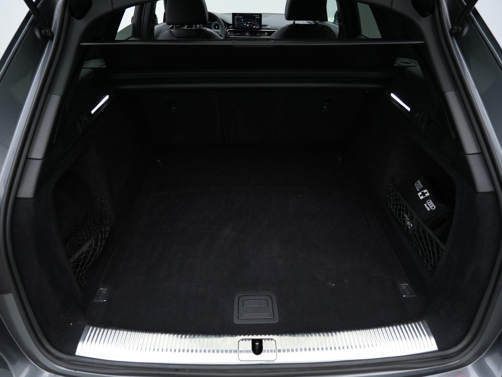 Audi A4 (L382LB) met abonnement