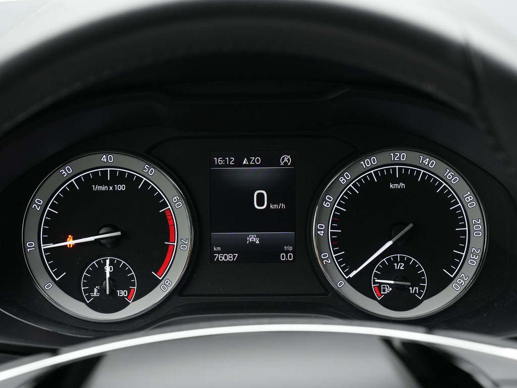 ŠKODA Karoq (X525XJ) met abonnement