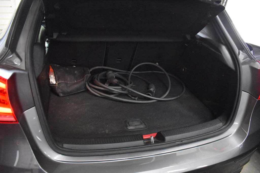 Mercedes-Benz A-Klasse (P082ND) met abonnement
