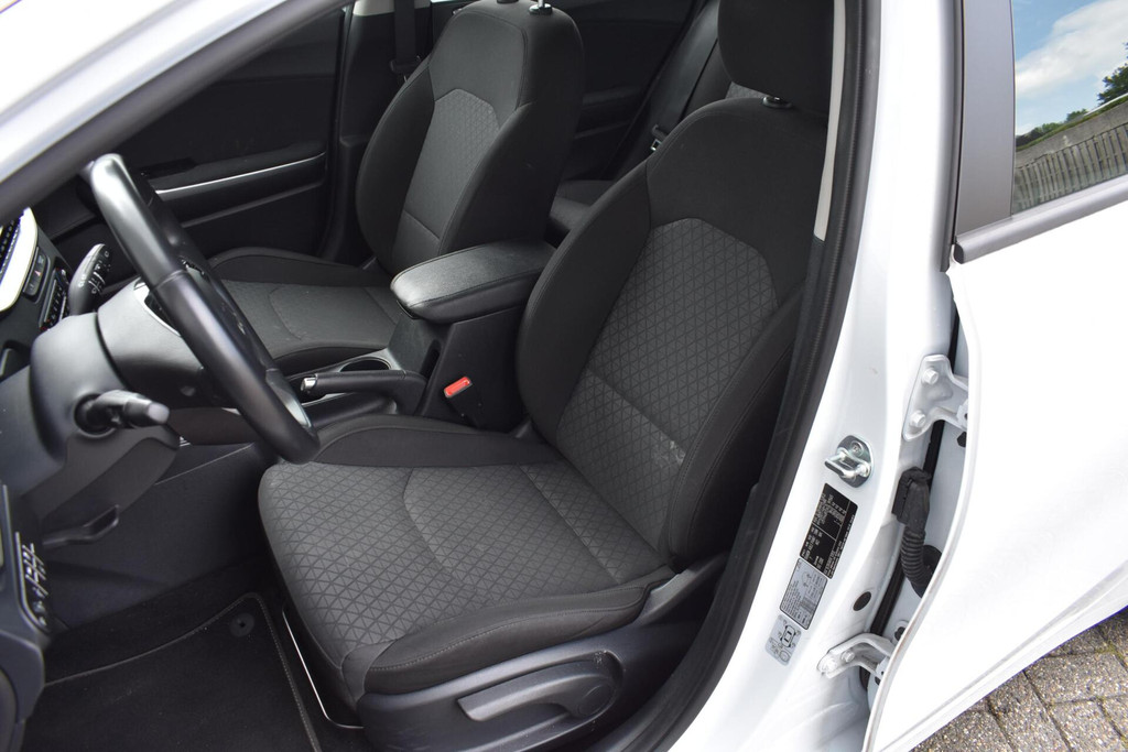 Kia cee'd (Z537RG) met abonnement