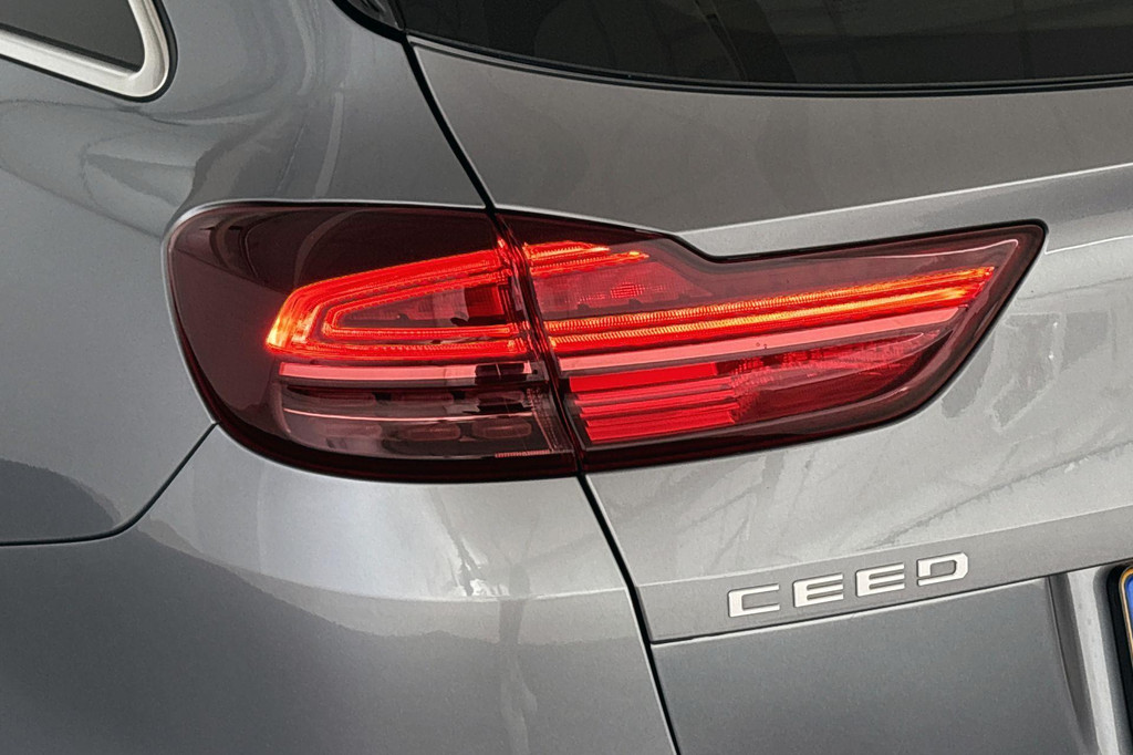 Kia Ceed Sportswagon (X043GL) met abonnement