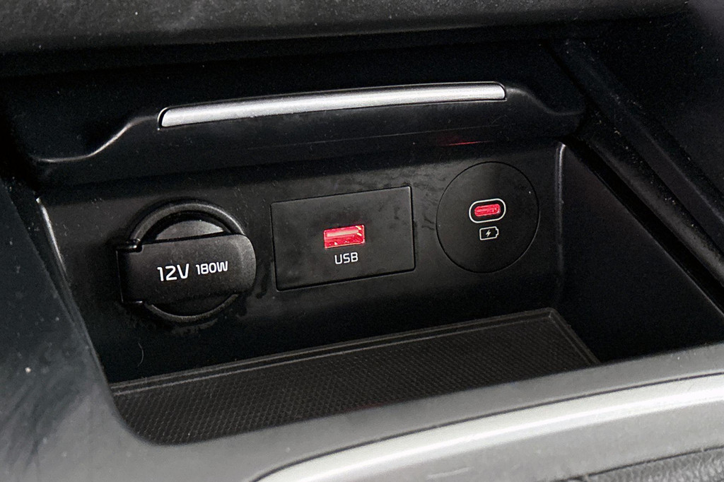Kia Ceed Sportswagon (X043GL) met abonnement