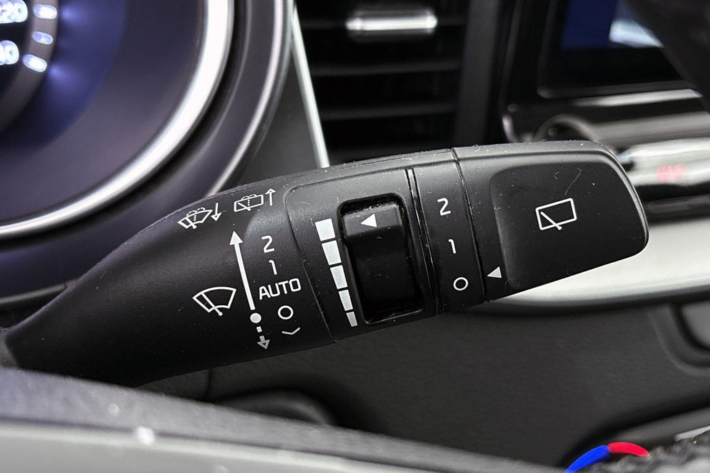 Kia Ceed Sportswagon (X043GL) met abonnement