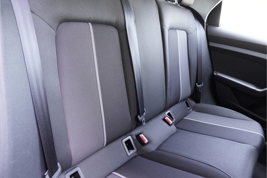 Audi A1 (L127JF) met abonnement