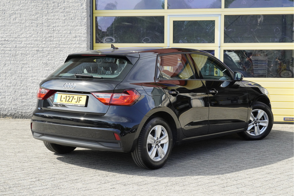 Audi A1 (L127JF) met abonnement