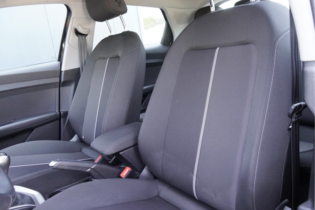 Audi A1 (L127JF) met abonnement