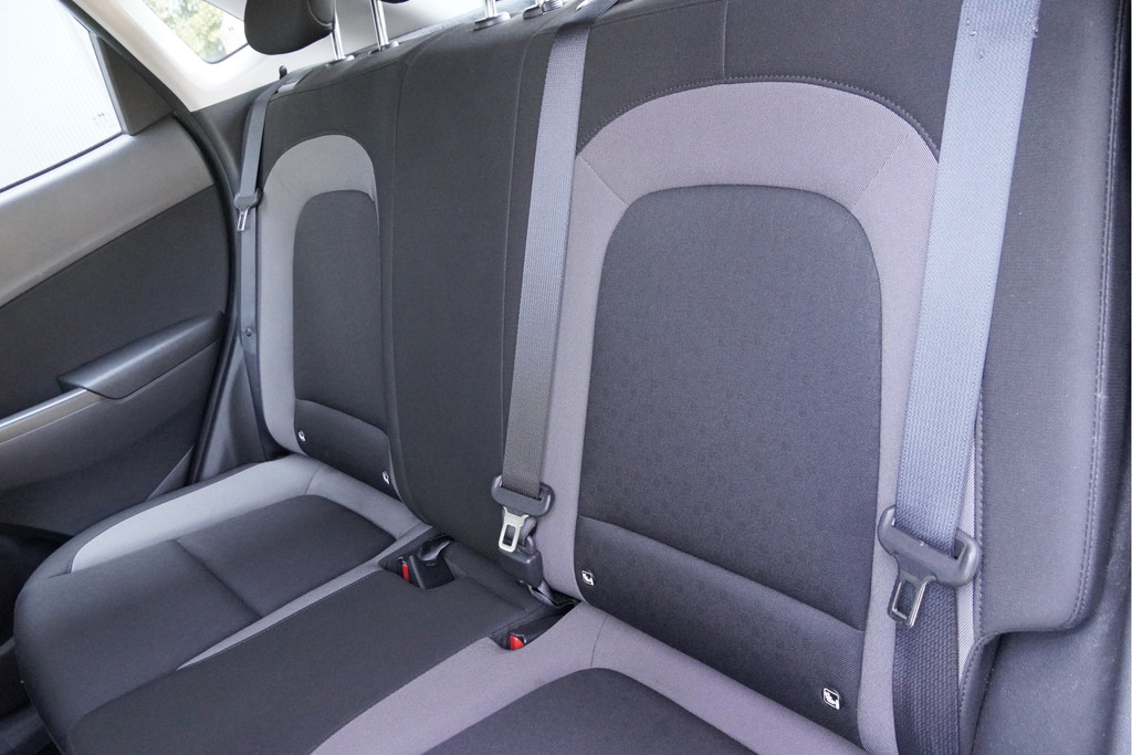 Hyundai Kona (H109VJ) met abonnement