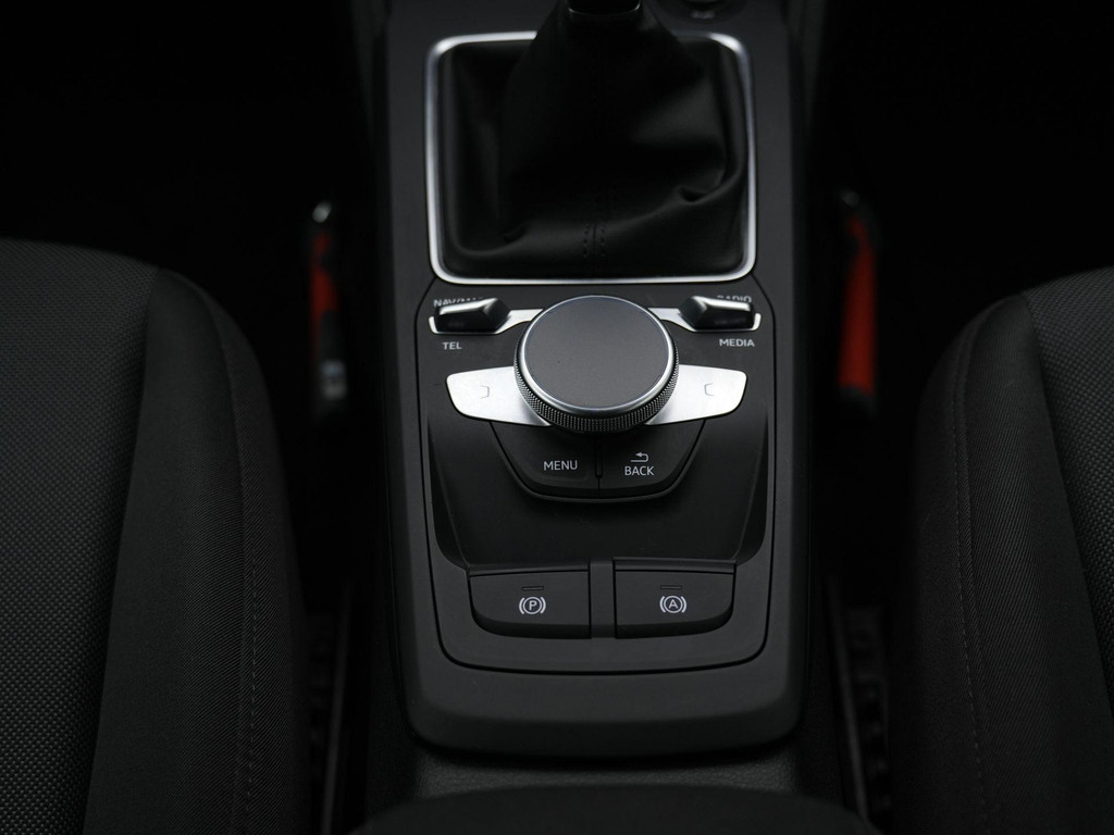 Audi Q2 (P218SV) met abonnement