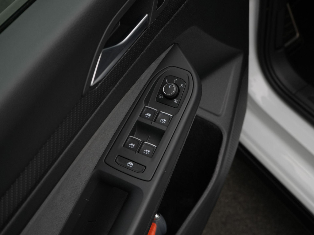 Volkswagen Golf (N825NN) met abonnement