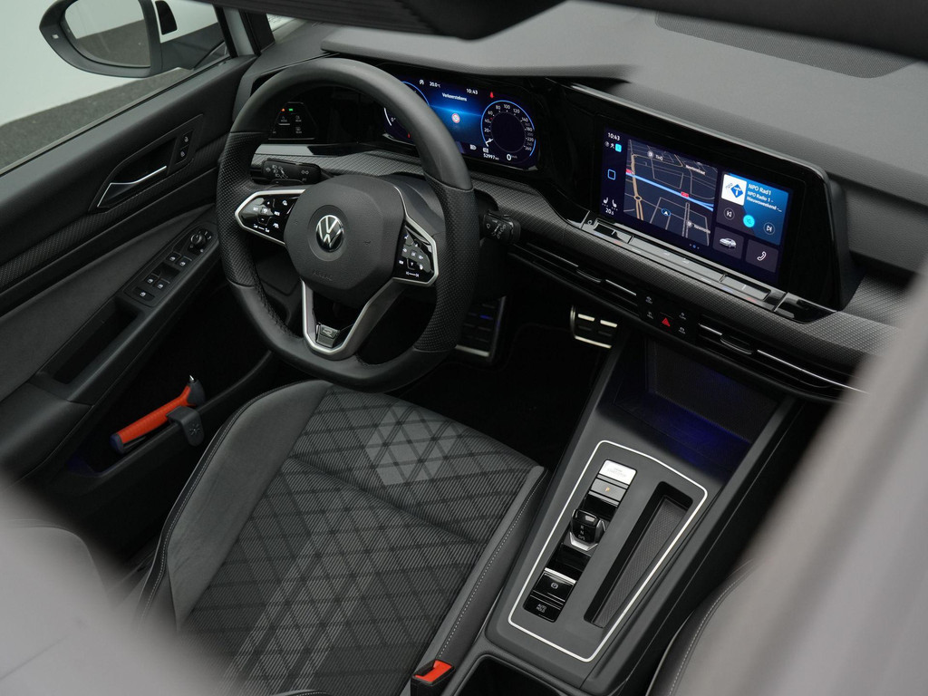Volkswagen Golf (N825NN) met abonnement