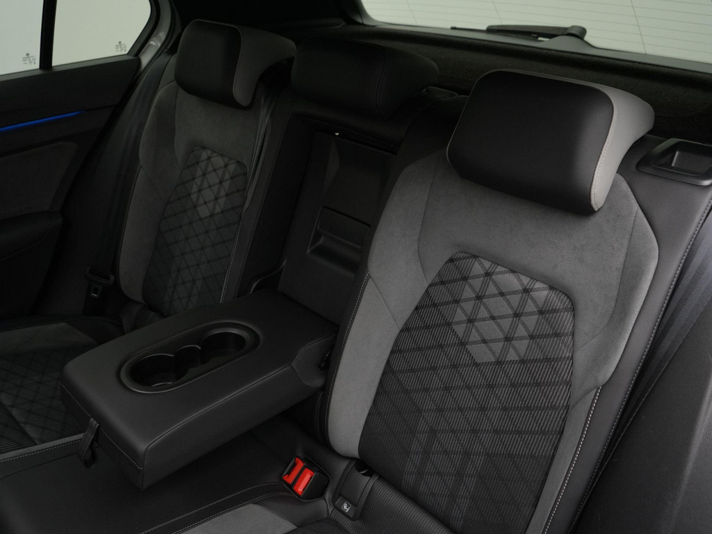 Volkswagen Golf (N825NN) met abonnement