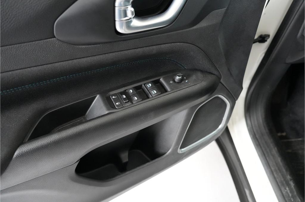Jeep Compass (JNB65R) met abonnement