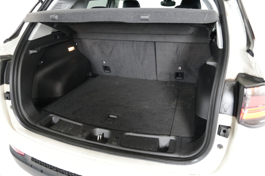 Jeep Compass (JNB65R) met abonnement