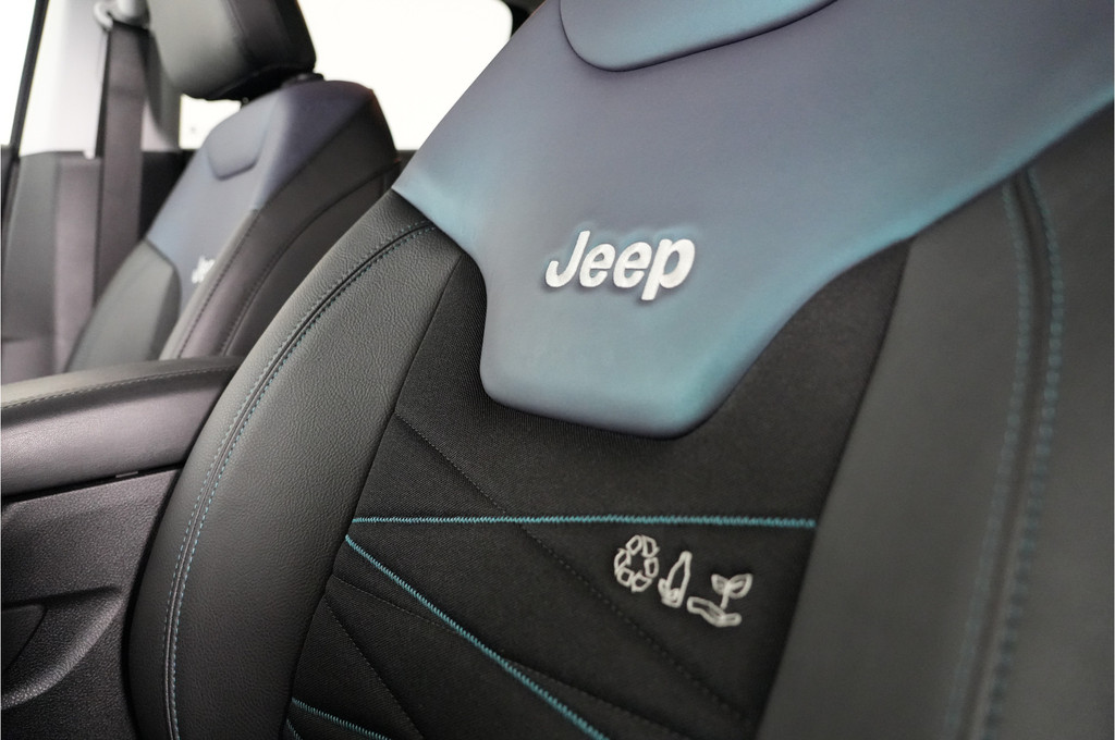 Jeep Compass (JNB59R) met abonnement