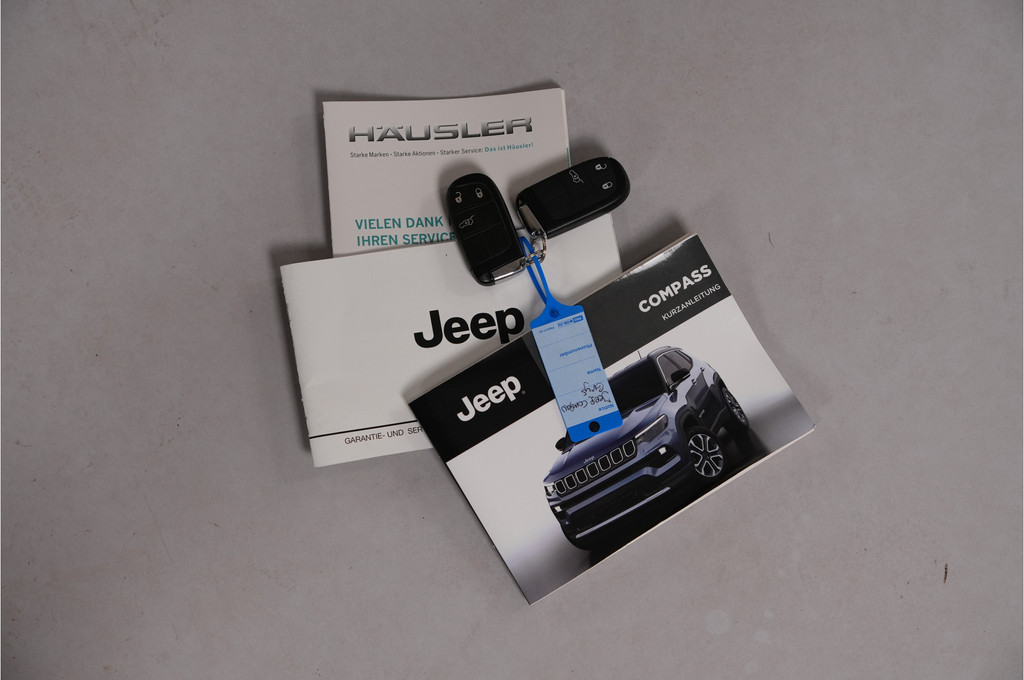 Jeep Compass (JNB59R) met abonnement