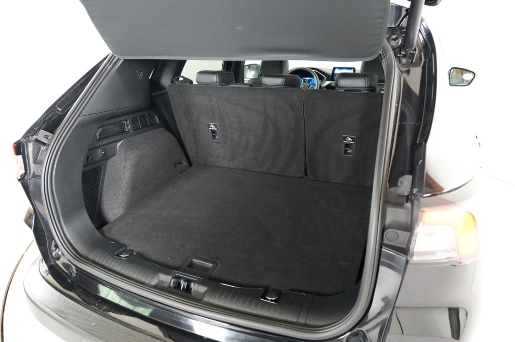 Ford Kuga (KJL32N) met abonnement