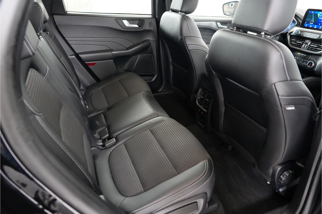 Ford Kuga (KJL32N) met abonnement