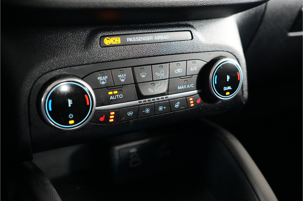 Ford Kuga (KJL32N) met abonnement