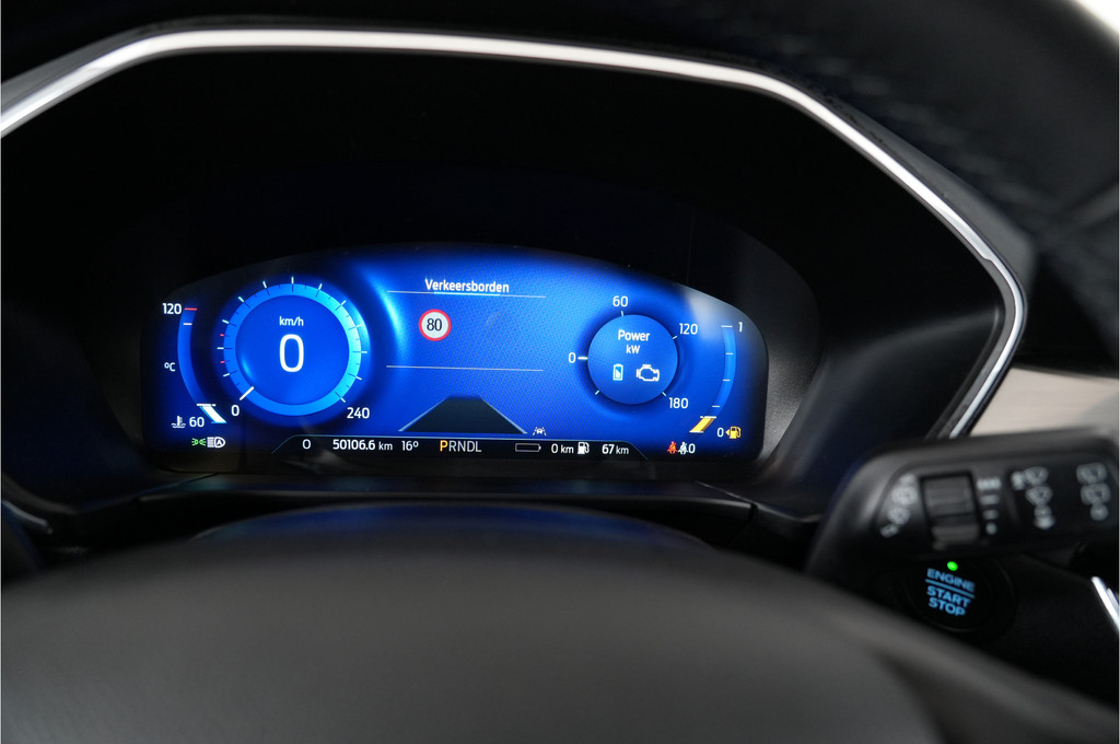 Ford Kuga (KJL32N) met abonnement