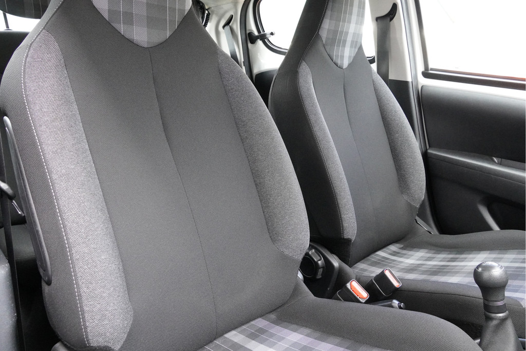 Peugeot 108 (H066DP) met abonnement