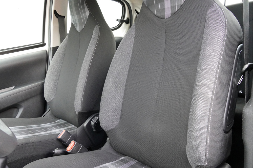 Peugeot 108 (H066DP) met abonnement