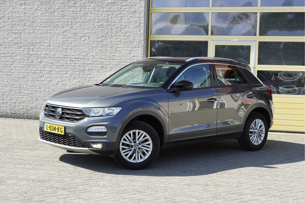 Volkswagen T-Roc (L034KG) met abonnement