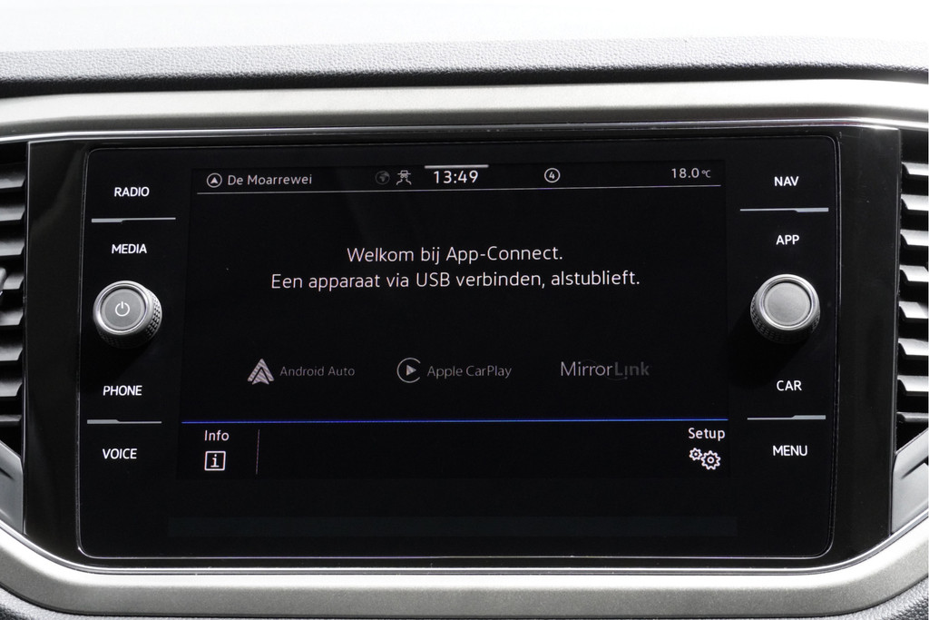 Volkswagen T-Roc (L034KG) met abonnement