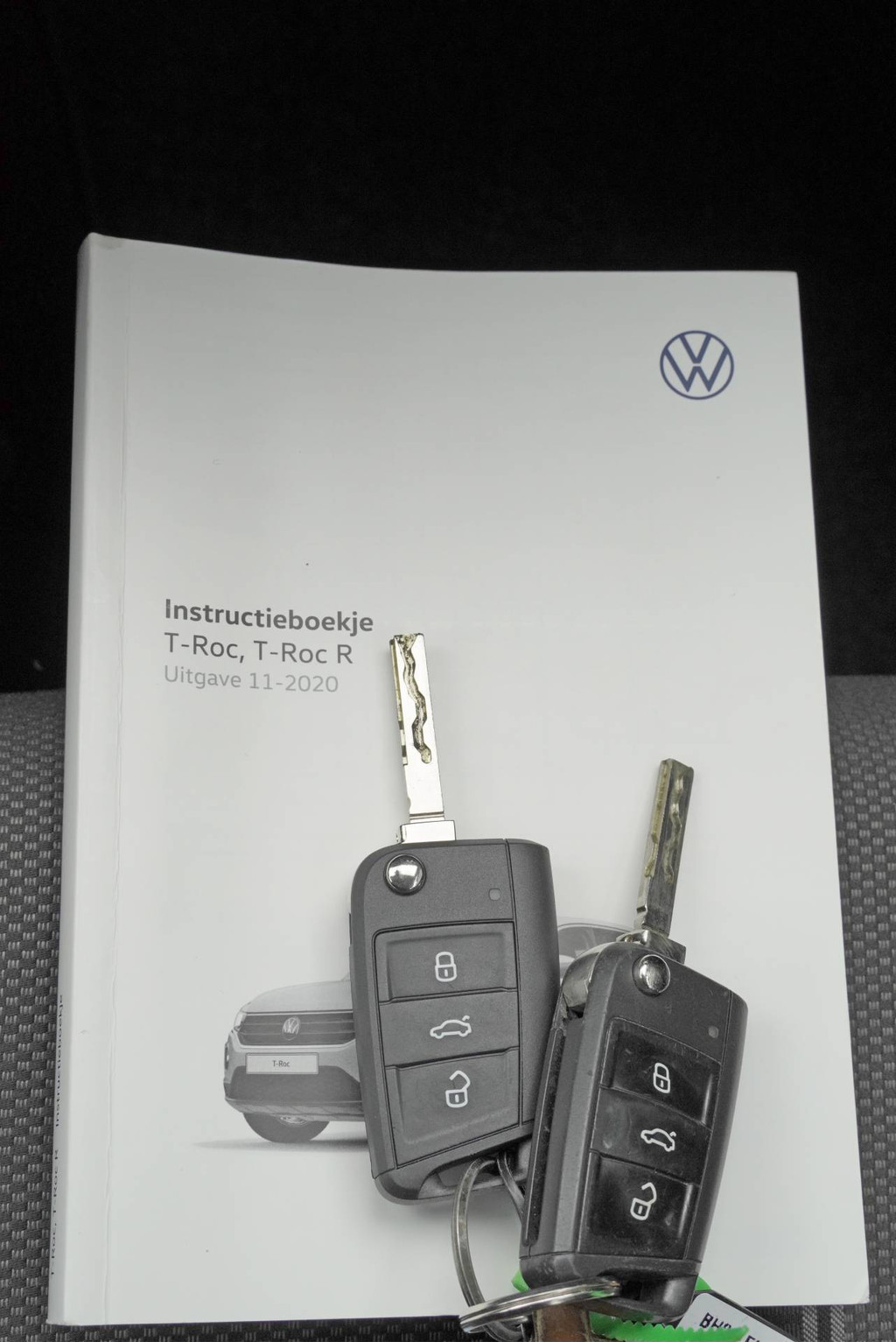Volkswagen T-Roc (L034KG) met abonnement