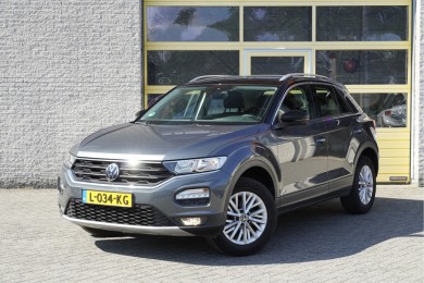Volkswagen T-Roc (L034KG) met auto abonnement