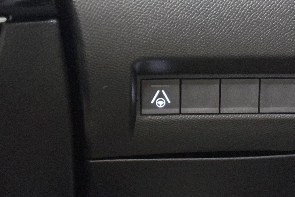 Peugeot 208 (HKS55H) met abonnement