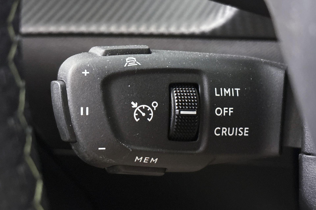 Peugeot 208 (HKS55H) met abonnement
