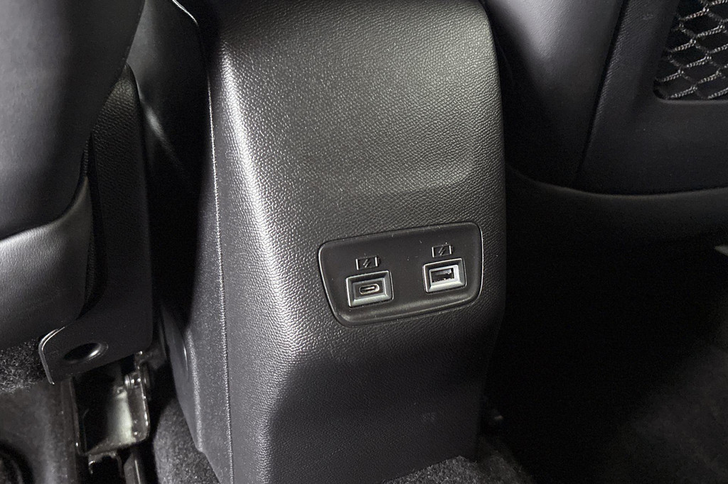 Peugeot 208 (HKS55H) met abonnement