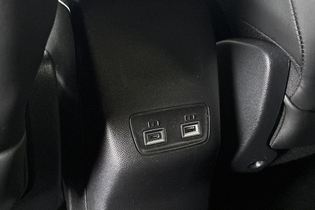 Peugeot 208 (HGF48G) met abonnement