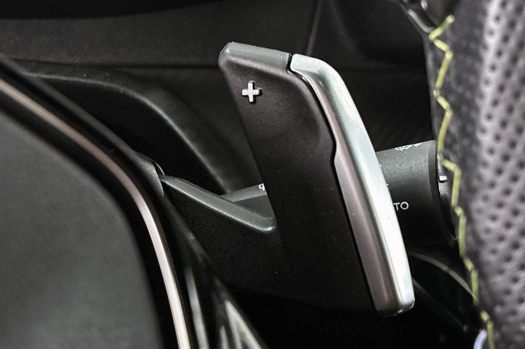 Peugeot 208 (HGF48G) met abonnement