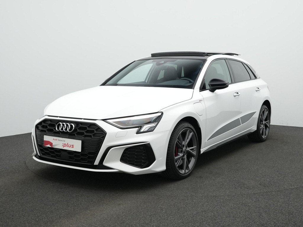 Audi A3 (JRL43R) met abonnement