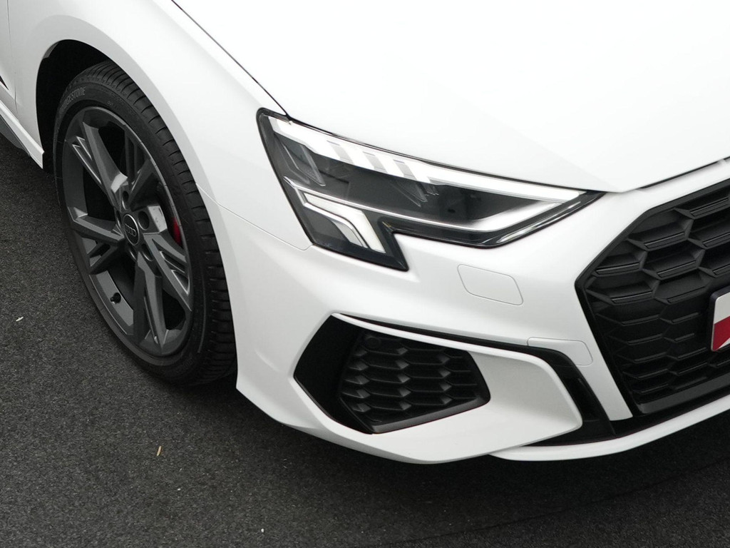Audi A3 (JRL43R) met abonnement