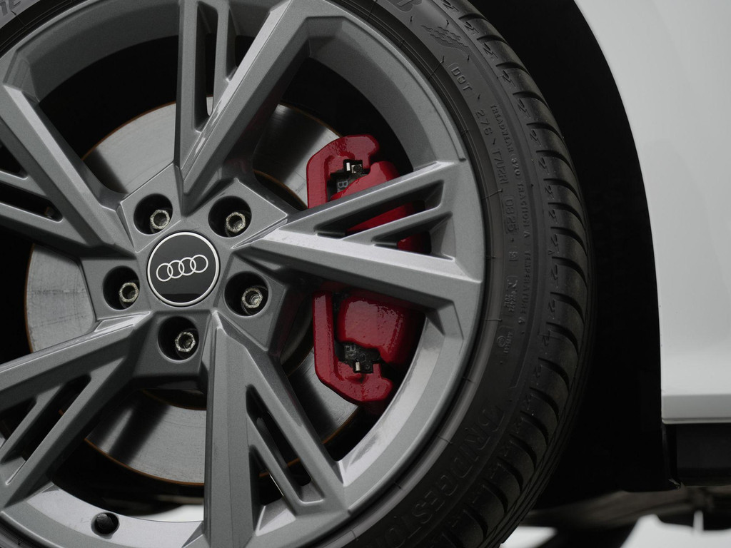 Audi A3 (JRL43R) met abonnement