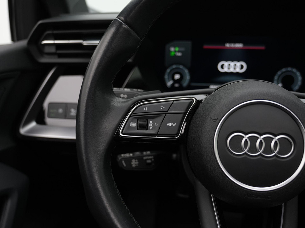 Audi A3 (JRL43R) met abonnement