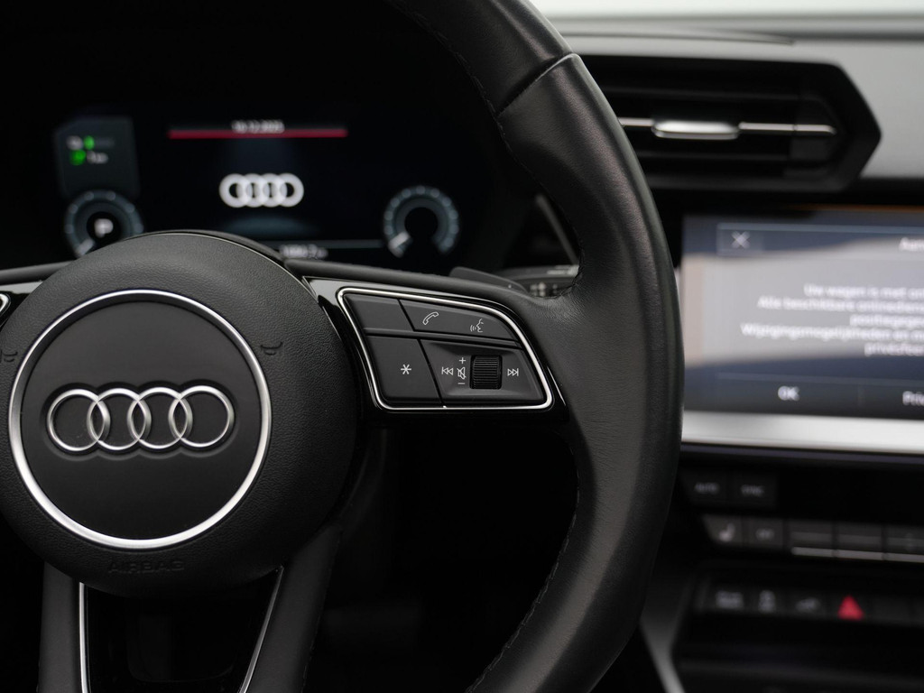 Audi A3 (JRL43R) met abonnement
