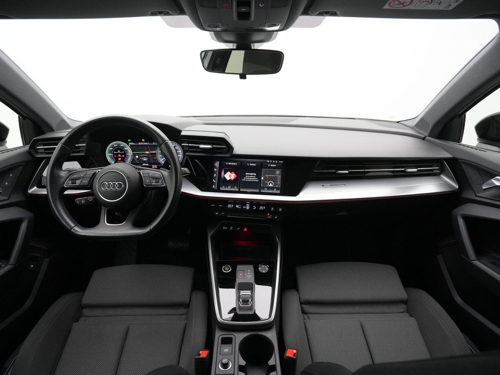 Audi A3 (JRL43R) met abonnement