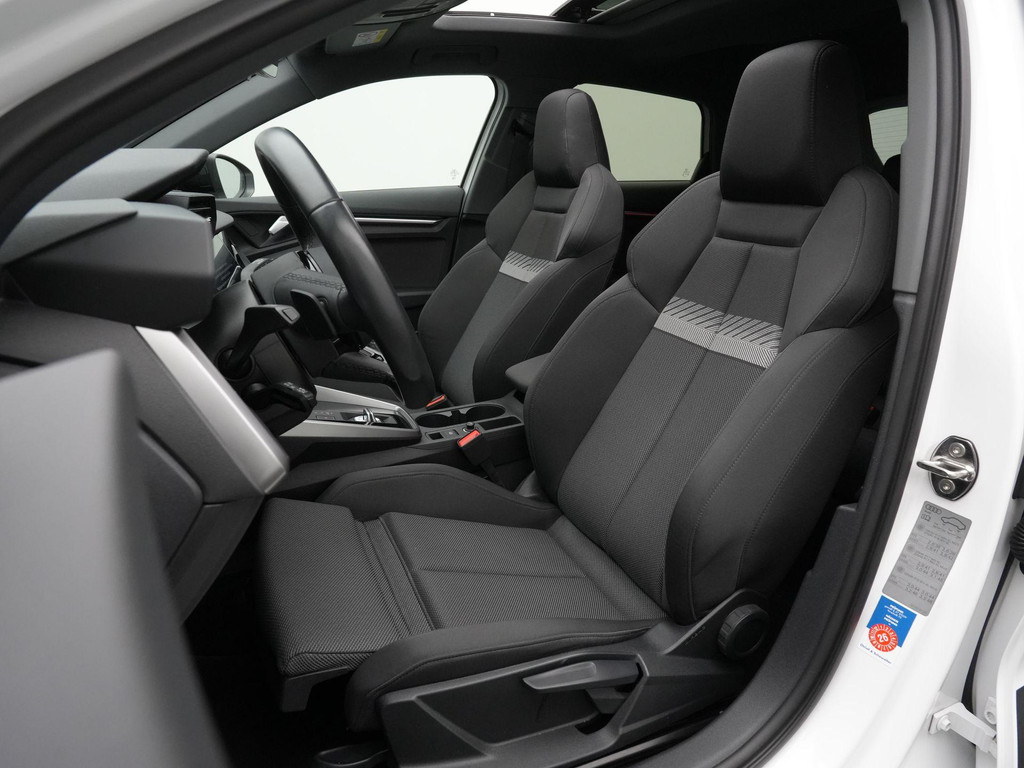 Audi A3 (JRL43R) met abonnement